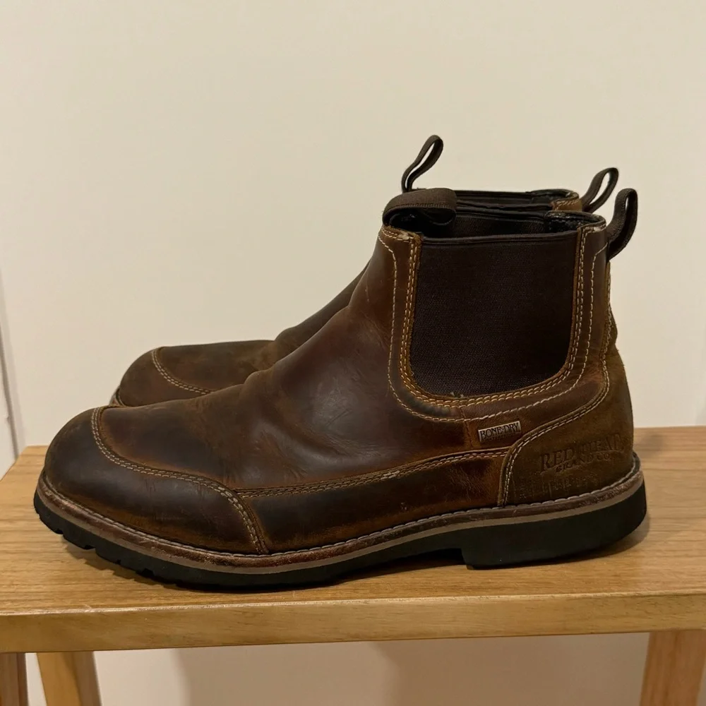 REDHEAD BOOTS   SZ 11. RUSSET BONE-DRY MEMBRANE